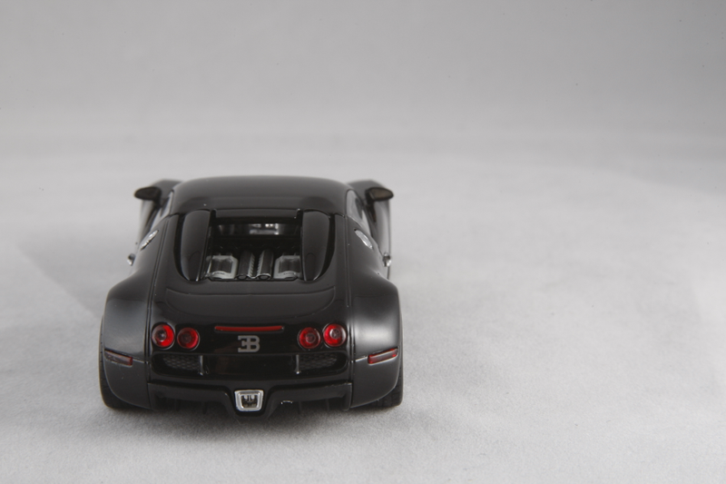 Illustration for article titled LaLD Car Week: Beautiful Black Bugatti